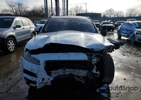 2018 Jaguar F-Pace Premium из США, поврежденный, VIN SADCJ2FX6JA292117